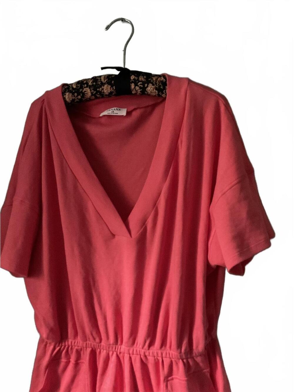 Zenana Coral V-Neck Casual Romper with Pockets, Size 1X - Picture 3 of 10